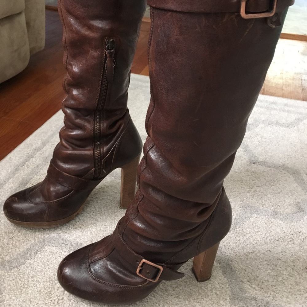 Italian collection Ugg leather boots